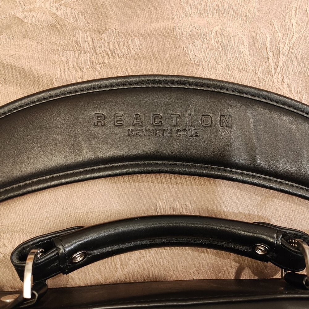Kenneth Cole Reaction Briefcase 521885, Excellent Used Condition! (EUC) - Picture 7 of 14
